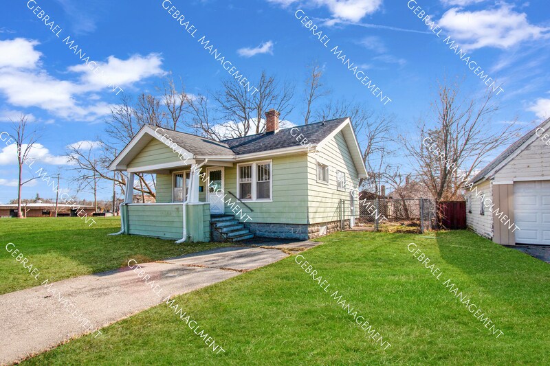 Primary Photo - 2421 Prospect St