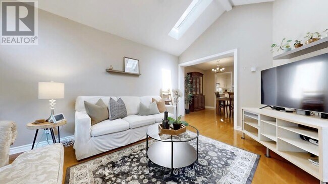 Building Photo - 7275 Corrine Crescent