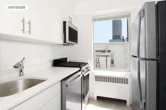 Foto del edificio - 230 E 79th St
