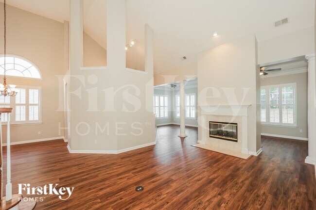 Foto del edificio - 17 Arbor Way