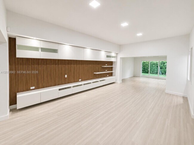 Foto del edificio - 4726 Alton Rd