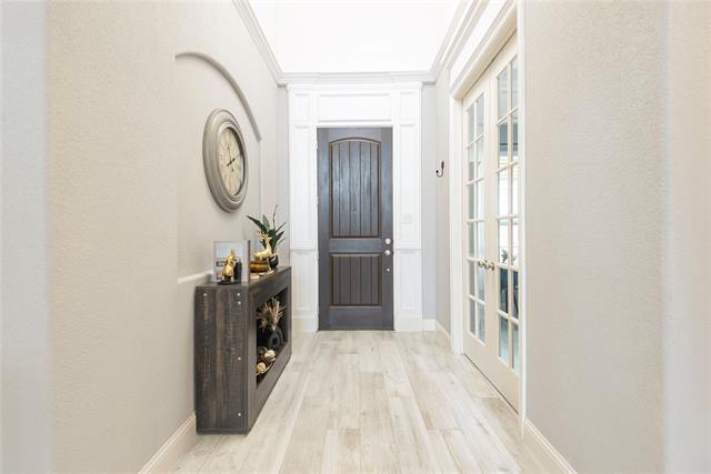 Foto del edificio - 2707 Elmwood Dr