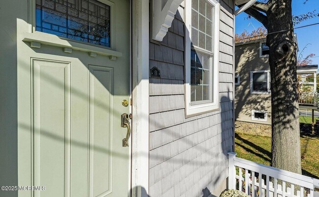 Foto del edificio - 8 Central Avenue