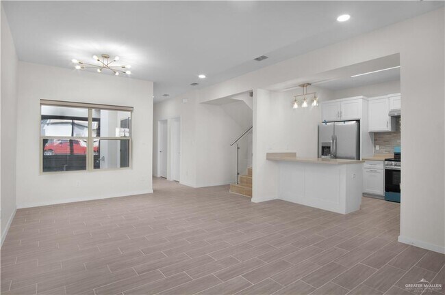 Foto del edificio - 6821 N 5th St