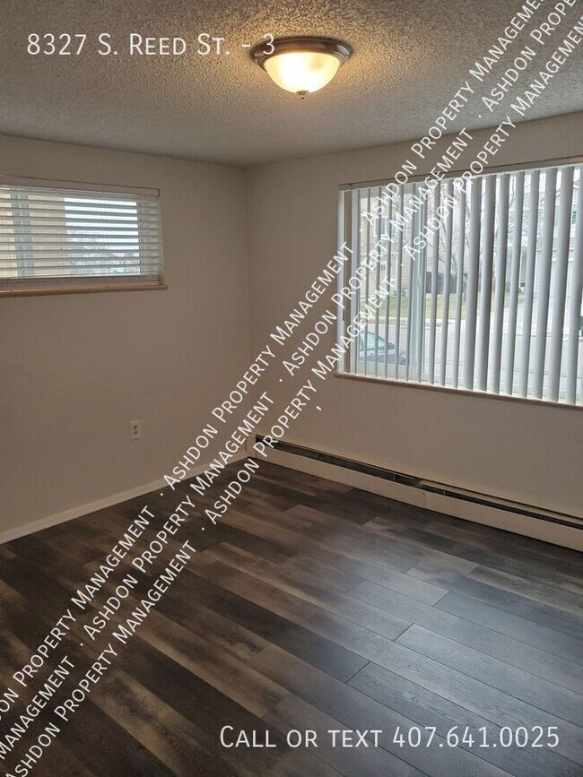 Foto del edificio - 8327 S Reed St
