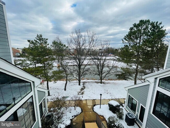 Foto del edificio - 6007 Ellesmere Ct