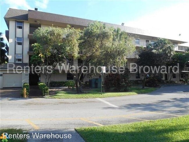 Building Photo - 3301 NW 47th Terrace