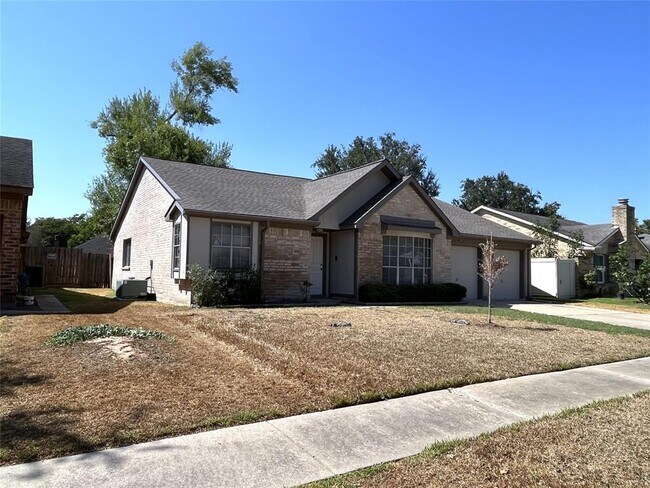 Building Photo - 2218 Windy Meadow Dr