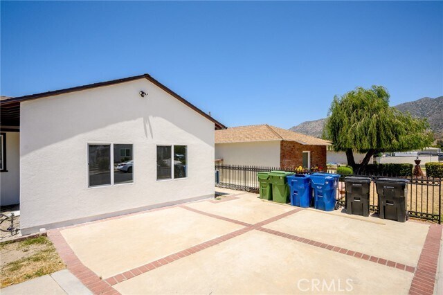 Foto principal - 10943 Nassau Ave