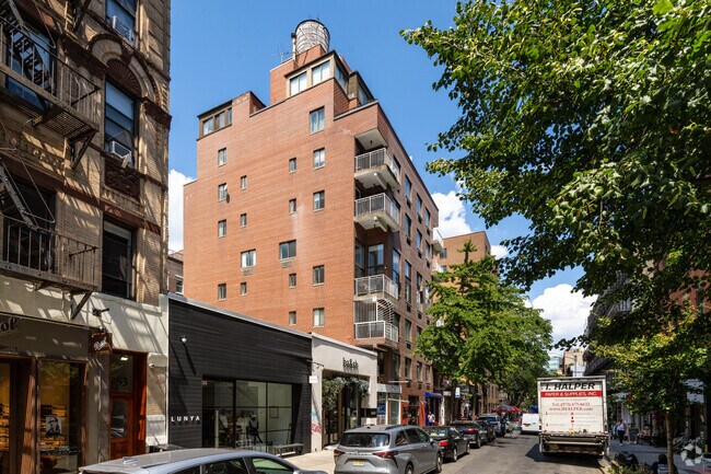 Building Photo - 259 Elizabeth St