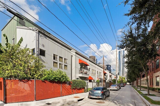 Foto del edificio - 918 Ruthven St