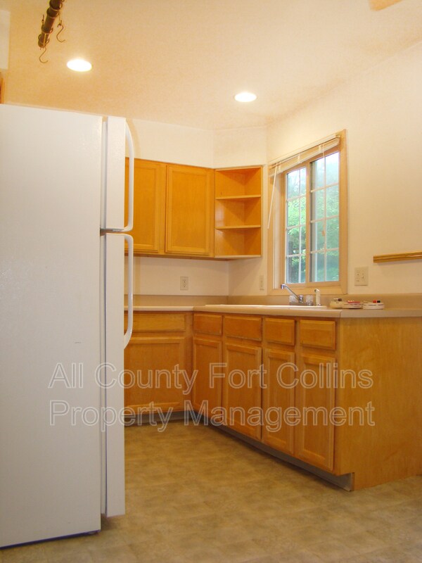 Foto del edificio - 817 E Laurel St