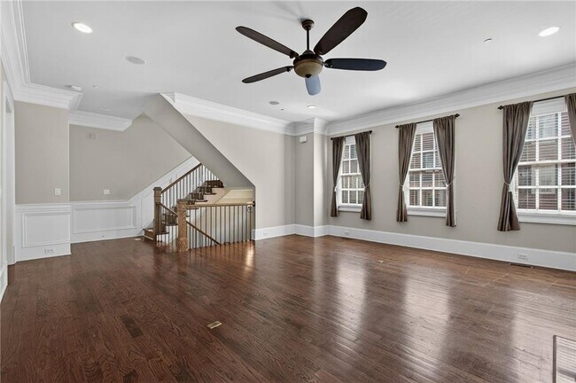 Foto del edificio - 3475 Roxboro Rd NE