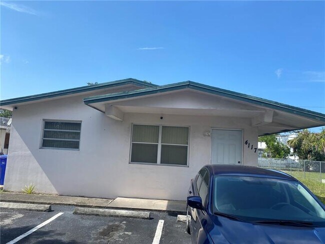 Foto del edificio - 4117 SW 24th St