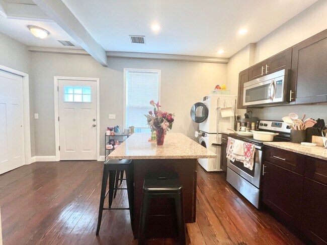 Foto del edificio - 100 Boston St