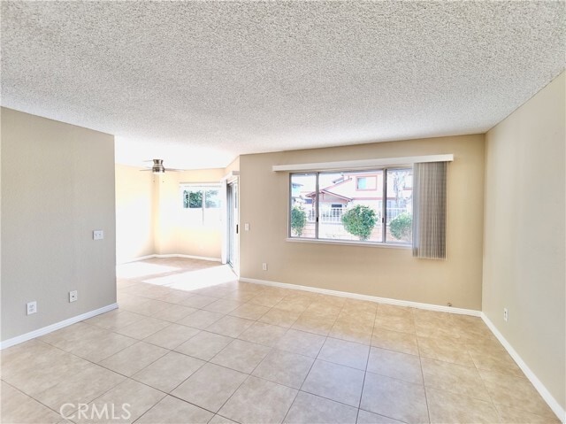 Building Photo - 857 California Privado