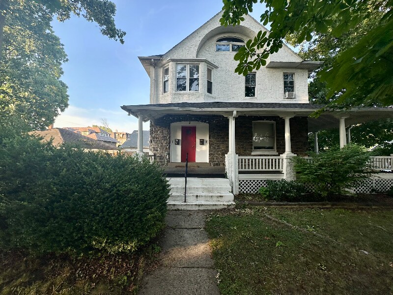 3 W Sellers Ave Unit Apt. B, Ridley Park, PA 19078 Room for Rent in Ridley Park, PA