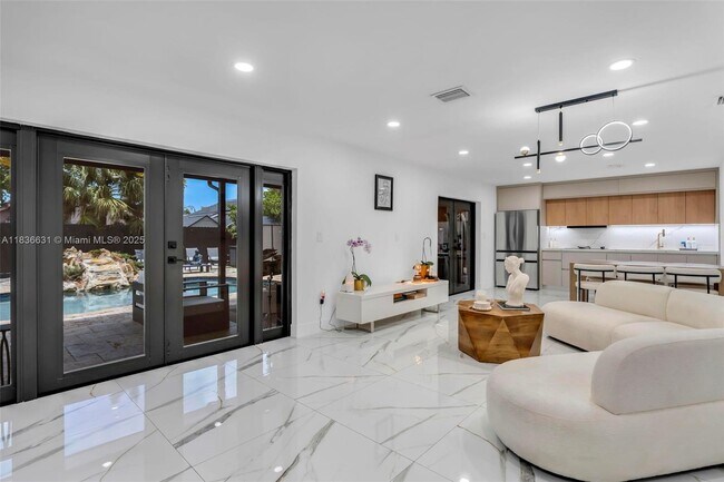 Foto del edificio - 15569 SW 138th Pl
