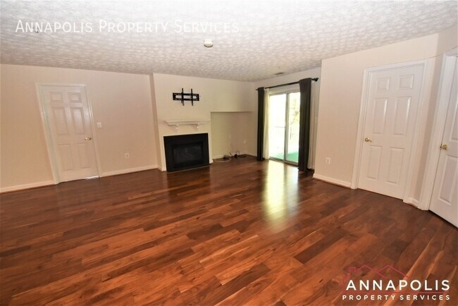 Building Photo - 621 Admiral Dr