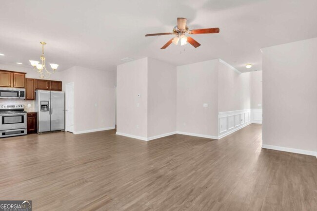 Foto del edificio - 4488 Ravenwood Dr