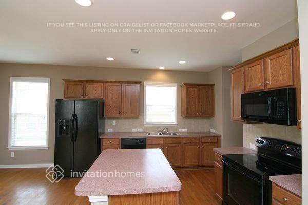 Foto del edificio - 2883 Open Sky Way