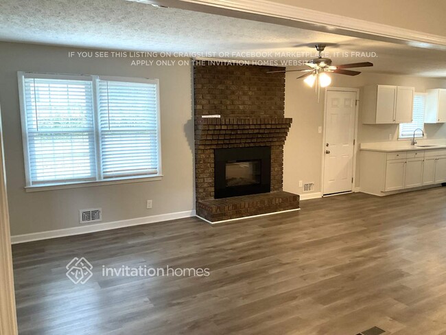 Building Photo - 140 Dillard Dr NE