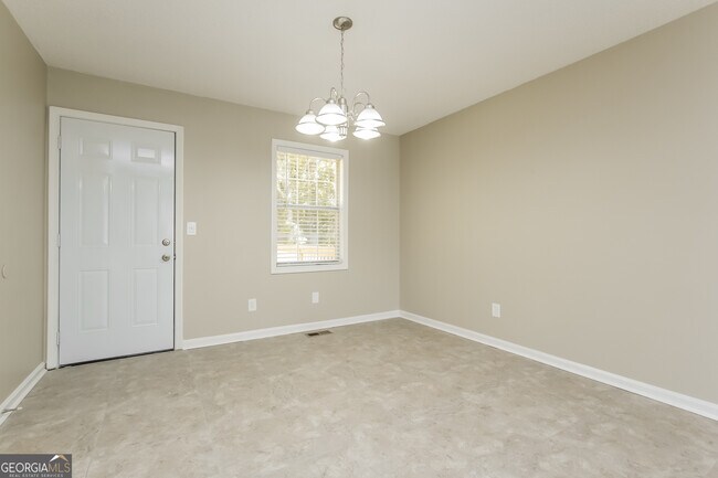 Building Photo - 219 Hampton Dr