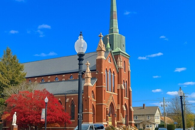 Foto del edificio - 45 E Central St