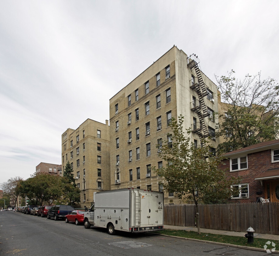 8409 Talbot St, Jamaica, NY 11415 Apartments in Jamaica, NY