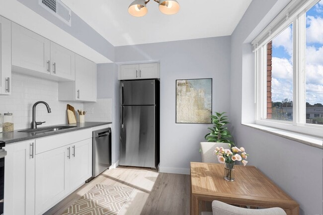 Interior Photo - 7201-05 Gravois Apartments