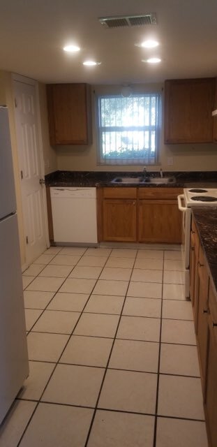 Building Photo - 9815 Barley Club Dr