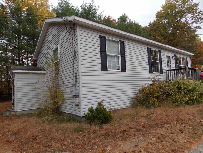 Building Photo - 343 Victory Dr