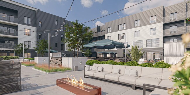 Braseros en el patio - The Mark at Fishers District
