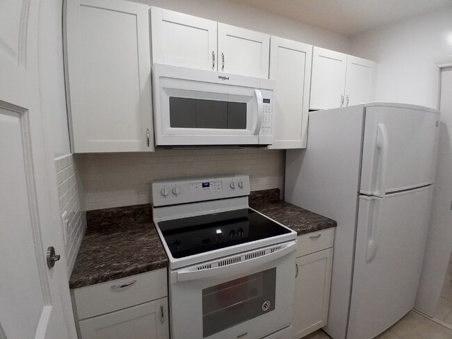 Foto del edificio - 1250 E Sample Rd