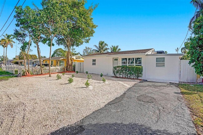 Building Photo - 4296 SW 49th St