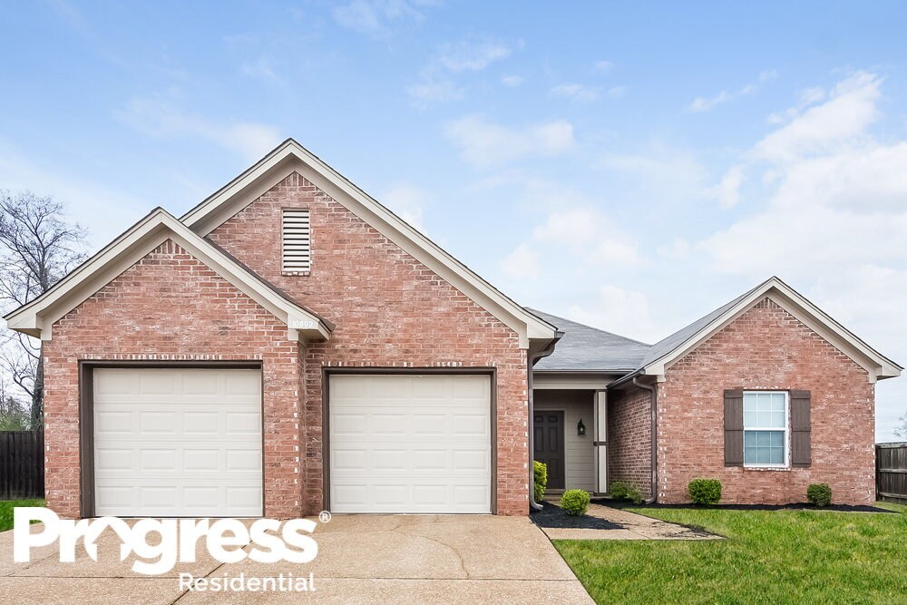 Primary Photo - 10892 Blake Cir