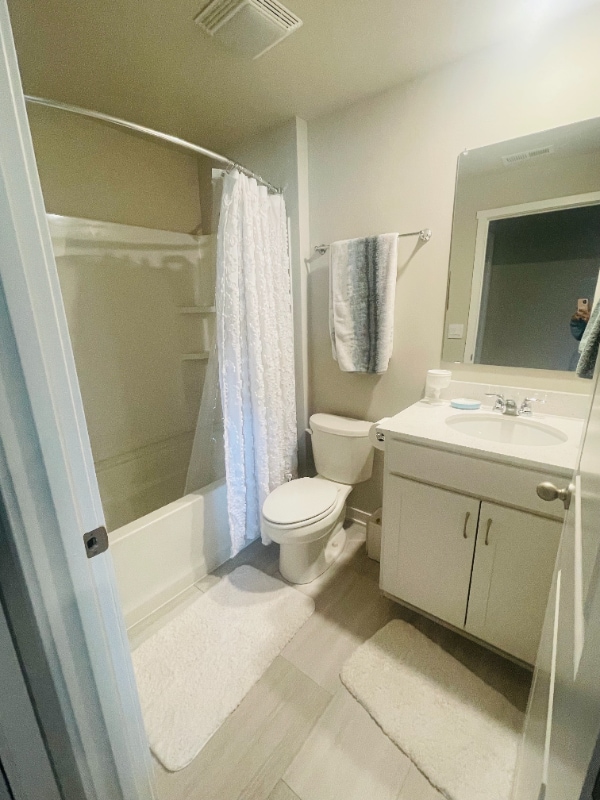 Foto del edificio - 3356 Craven Dr