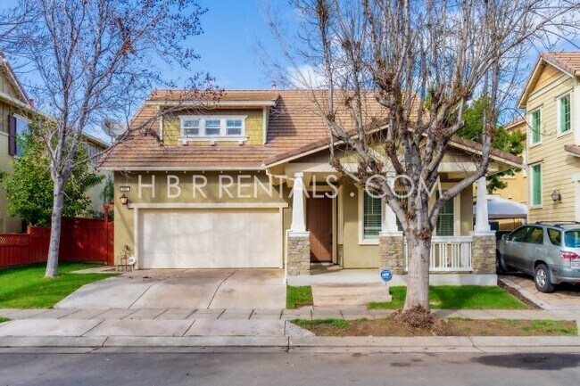 Foto del edificio - Charming 3-Bed, 3-Bath with 2,037 Sq Ft of Comfort in Mountain House!