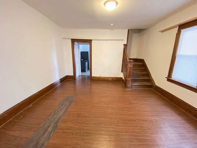 Foto del edificio - 2211 Neil Ave