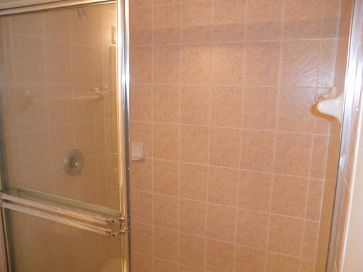 Building Photo - 3102 Shoma Dr