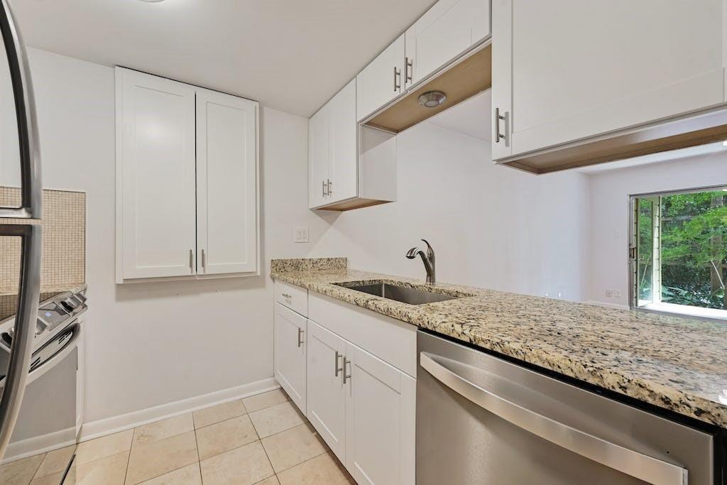 1514 Forest Trail Unit 104, Austin, TX 78703 Condo for Rent in Austin