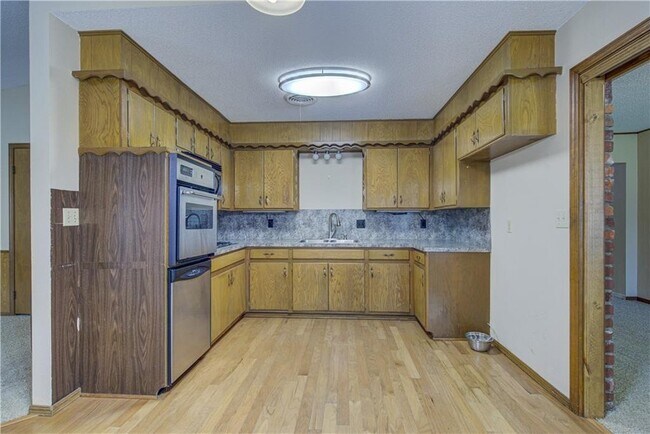 Foto del edificio - 1525 Cherry Stone St