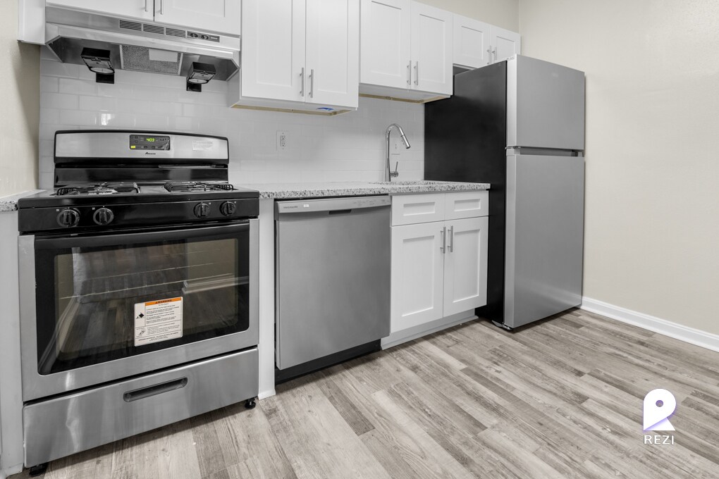 6419 HilMar Dr Unit 103, District Heights, MD 20747 Room for Rent in