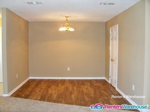 Building Photo - 17125 Beaver Springs Dr