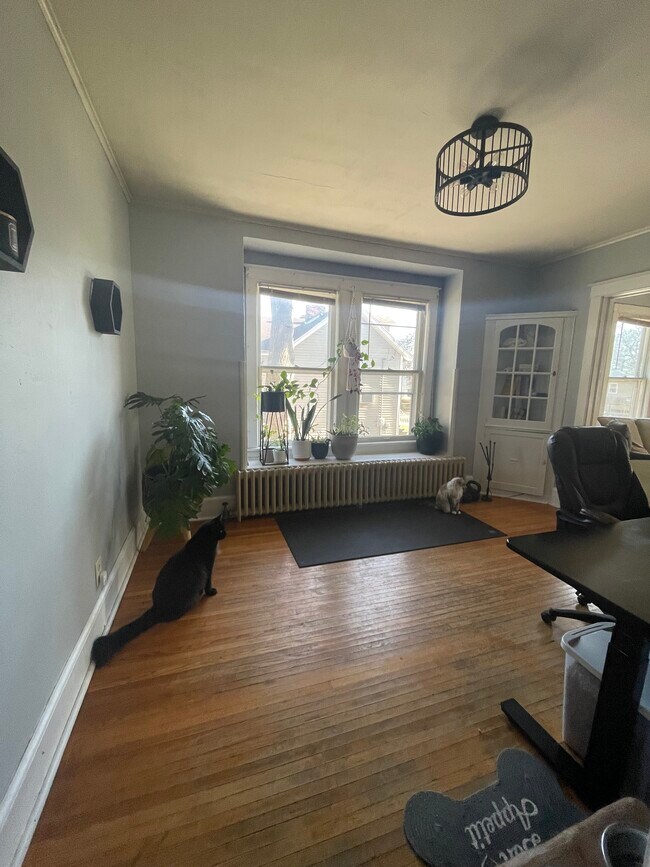 614 E High St Unit 614, Milton, WI 53563 Apartments in Milton, WI