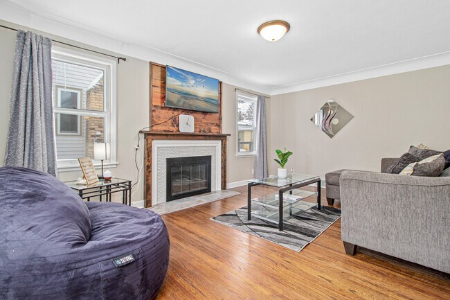 Foto del edificio - 6033 11th Ave S