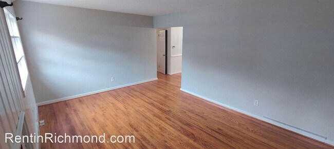Building Photo - 3 br, 1 bath House - 1307 Foxcroft Road