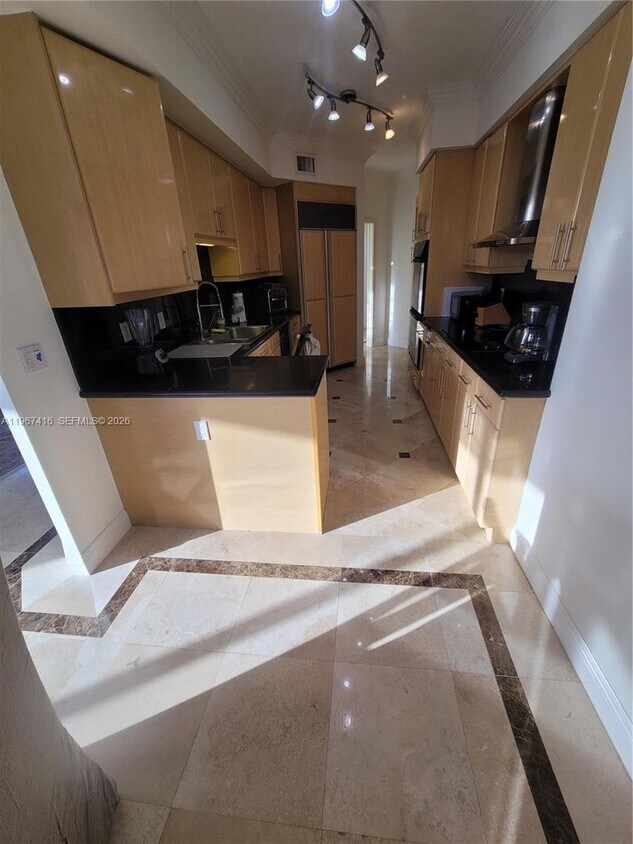 Photo - 6051 N Ocean Drive 302, Hollywood, FL 33019