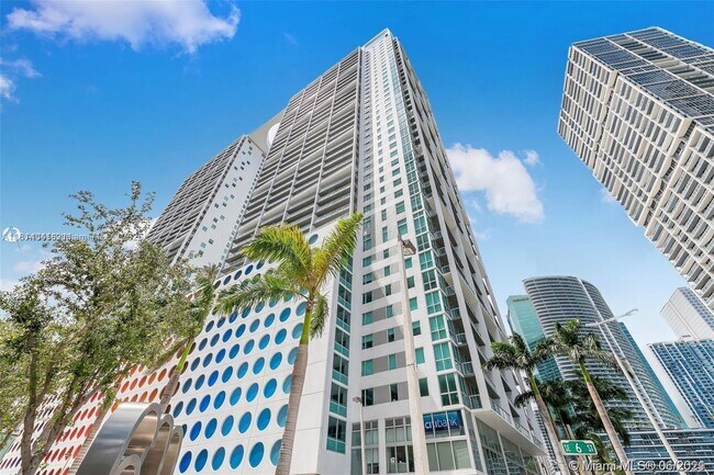 Foto del edificio - 55 SE 6th St