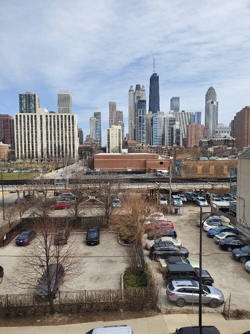 Building Photo - 944 N Orleans St